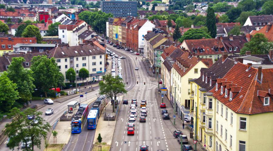 Onze autoverhuurservices bieden een gevarieerde selectie van voertuigen in Kassel.